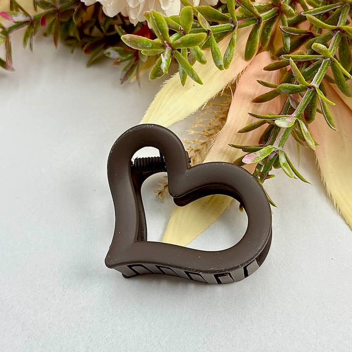 Mira — Mini Heart Hair Clip, view 1